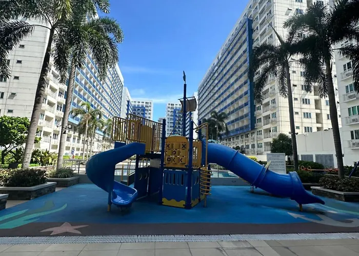 アパートホテル The Luxe At Sea Residences 4*