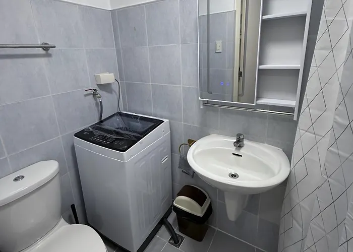 The Luxe At Sea Residences Apartahotel 4*