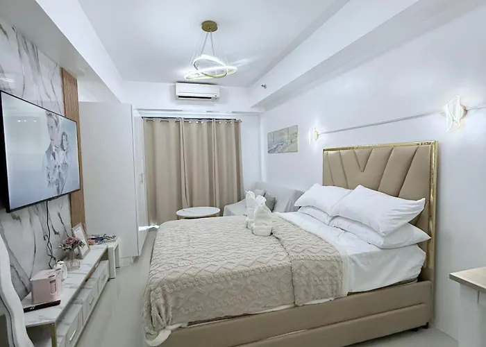The Luxe At Sea Residences アパートホテル 4*